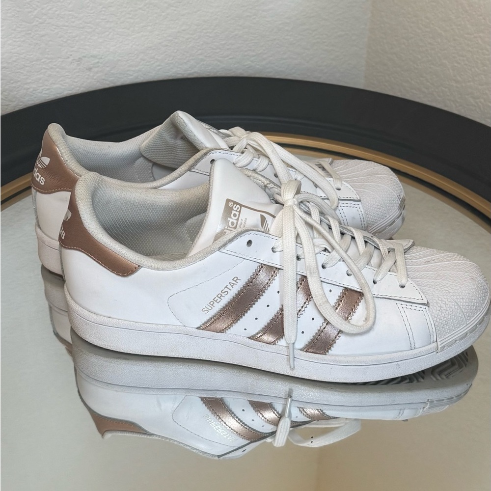 ADIDAS SUPERSTAR